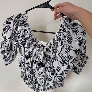 Cropped Beachy Off-The-Shoulder Top